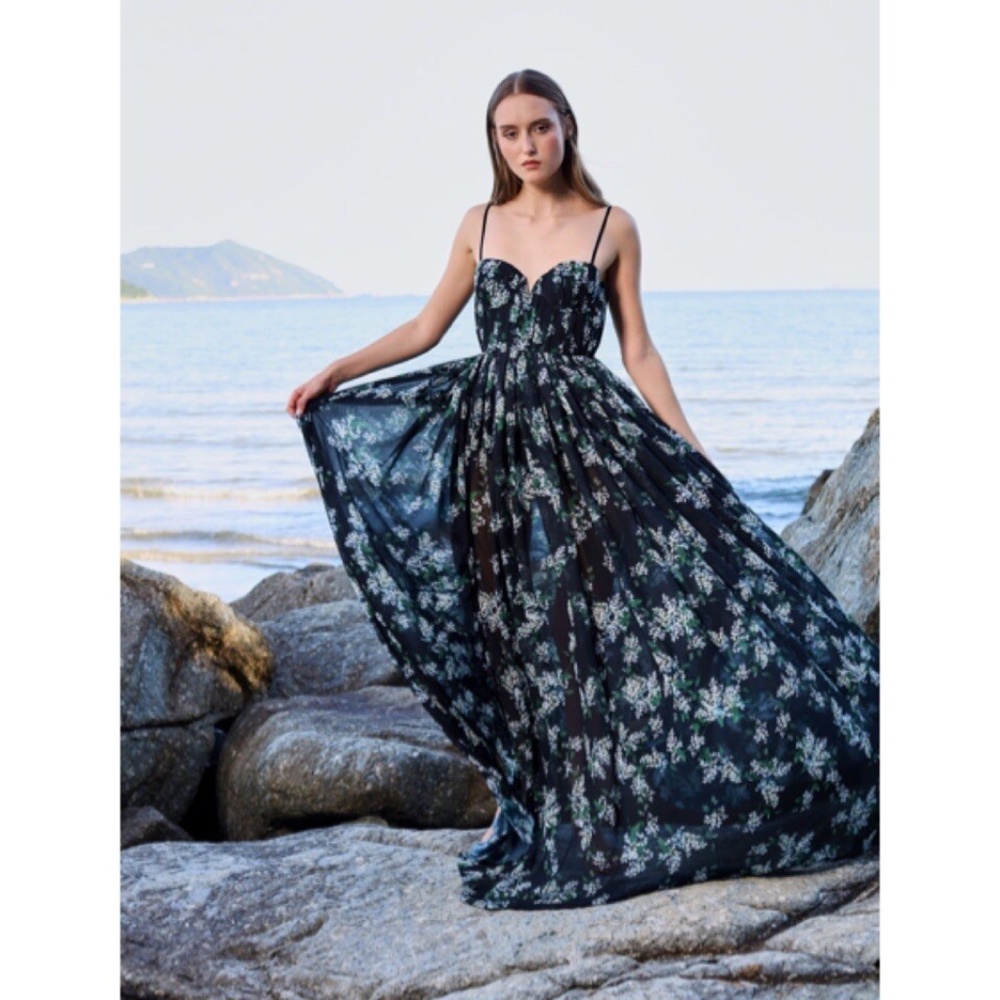 Georgina Maxi Dress — Black White Floral Print / 14
